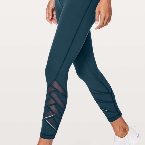 ISO: Lululemon Motionful Leggings